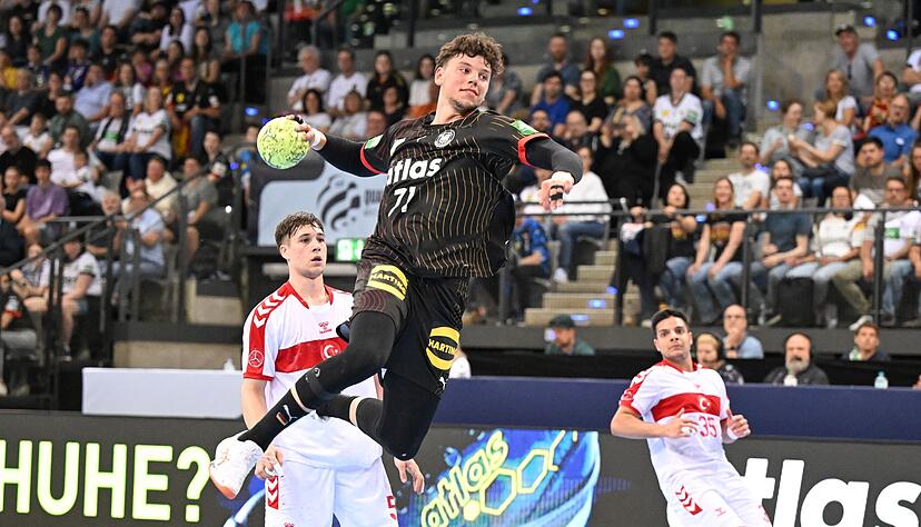 Auch elf Tore von Nationalspieler Marko Grgic reichten der SG Flensburg-Handewitt gegen den TVB Stuttgart nicht zum ersten Saisonsieg. Auch elf Tore von Nationalspieler Marko Grgic reichten der SG Flensburg-Handewitt gegen den TVB Stuttgart nicht zum ersten Saisonsieg.
