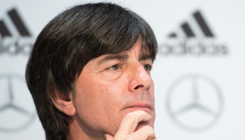 Bundestrainer Joachim Löw wird den Kader für den Confed Cup am 17. Mai bekanntgeben. Foto: Marius Becker Bundestrainer Joachim Löw wird den Kader für den Confed Cup am 17. Mai bekanntgeben. Foto: Marius Becker