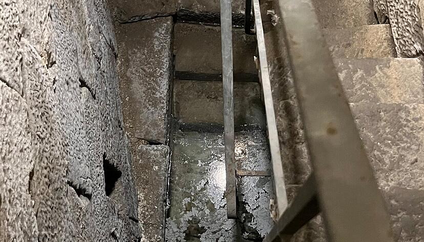 In der Eppinger Mikwe, der einzigen im Kraichgau, die man begehen kann, steht das Grundwasser. In der Eppinger Mikwe, der einzigen im Kraichgau, die man begehen kann, steht das Grundwasser.