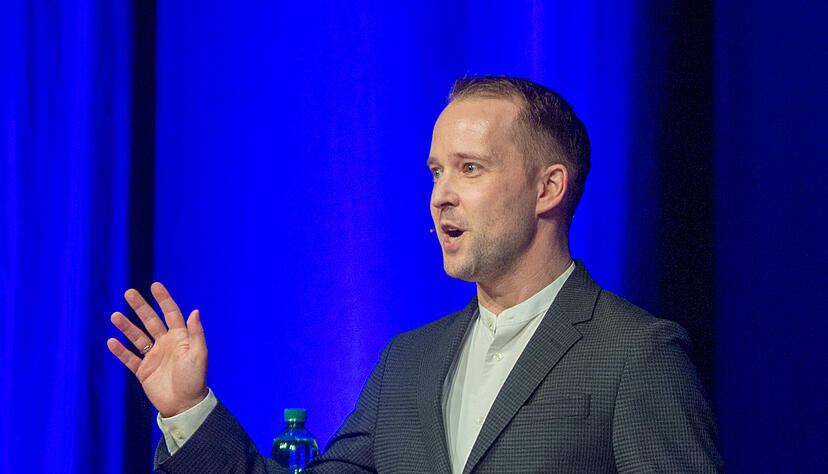 Tobias Wieland von der Heilbronner Stimme moderiert die Veranstaltung.