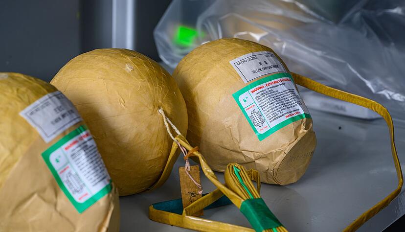 Kugelbomben werden regelm&auml;&szlig;ig vom Zoll beschlagnahmt.