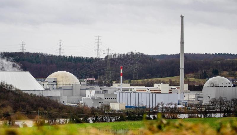 Blick auf das Kernkraftwerk. Blick auf das Kernkraftwerk.