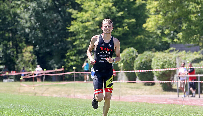 Raphael Junghans lief ein einsames Rennen an der Spitze. Raphael Junghans lief ein einsames Rennen an der Spitze.