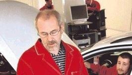 "Audi will die führende Marke bei der Kundenzufriedenheit werden."
Peter Schwarzenbauer "Audi will die führende Marke bei der Kundenzufriedenheit werden."
Peter Schwarzenbauer