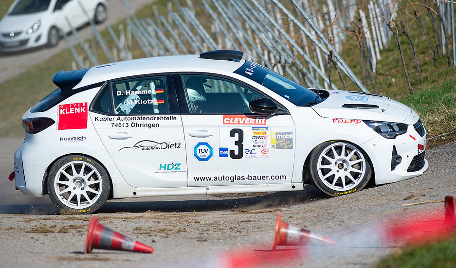 Die Strecke rund durch die Weinberge hat ihre Höhen und Tiefen. Die Strecke rund durch die Weinberge hat ihre Höhen und Tiefen.
