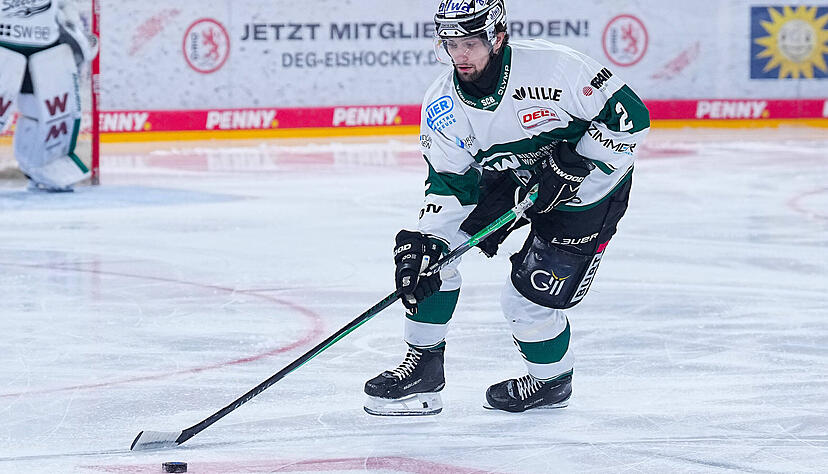 Benedikt Jiranek hat sich in die Rotation des DEL2-Aufsteigers Bietigheim Steelers gek&auml;mpft. Der Verteidiger, der in der Vorsaison f&uuml;r die Falken aufs Eis ging, hofft nun auf die ein oder andere &Uuml;berraschung in den Playoffs.