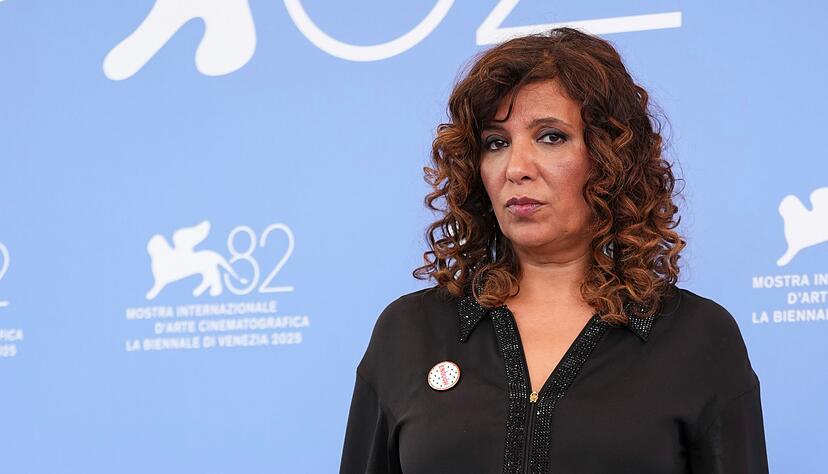 Regisseurin Kaouther Ben Hania («The Voice of Hind Rajab») bei den Filmfestspielen von Venedig. Regisseurin Kaouther Ben Hania («The Voice of Hind Rajab») bei den Filmfestspielen von Venedig.
