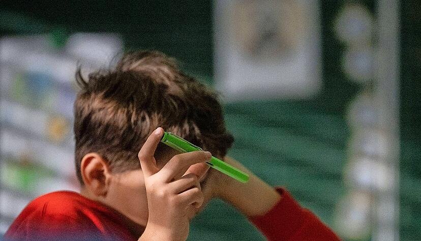 Wohin steuert die Bildungslandschaft im Land? Stuttgart diskutiert unter anderem darüber, die Grundschulempfehlung wieder verbindlicher zu machen.
Foto: dpa Wohin steuert die Bildungslandschaft im Land? Stuttgart diskutiert unter anderem darüber, die Grundschulempfehlung wieder verbindlicher zu machen.
Foto: dpa