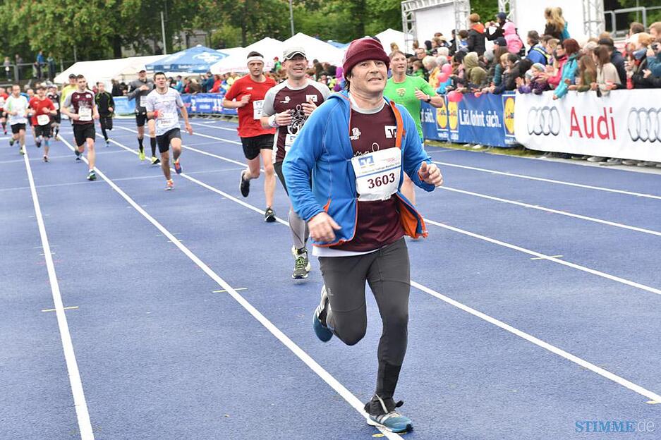 Trollinger Marathon: Zieleinlauf 4 | 7.5.
