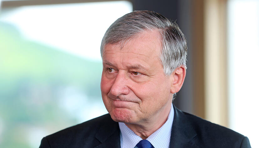 Hans-Ulrich Rülke ist FDP-Landesvorsitzender, Fraktionschef und Spitzenkandidat der Liberalen in Baden-Württemberg. Nun hat er mit einem Positionspapier für Aufsehen gesorgt. Hans-Ulrich Rülke ist FDP-Landesvorsitzender, Fraktionschef und Spitzenkandidat der Liberalen in Baden-Württemberg. Nun hat er mit einem Positionspapier für Aufsehen gesorgt.