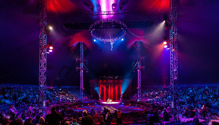 Premiere Weihnachtscircus Heilbronn