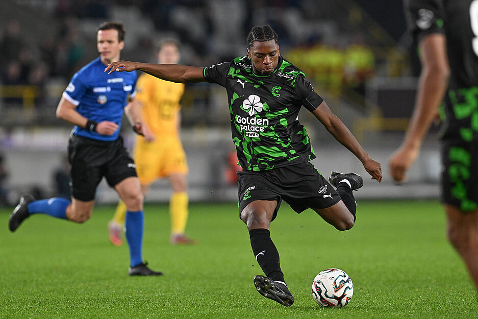 Der VfB Stuttgart soll Interesse an Linksverteidiger Nazinho haben.