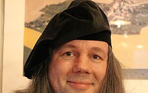 Sein Kollege im Hohenloher Zentralarchiv ist Andreas Volk.