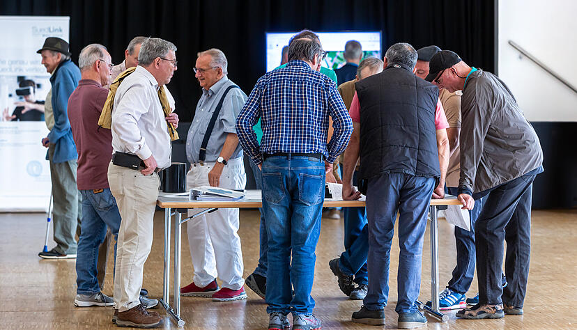 Bald ist Baubeginn für Suedlink. Die Infoveranstaltung von Transnet-BW in der Stadthalle Möckmühl war gut besucht.