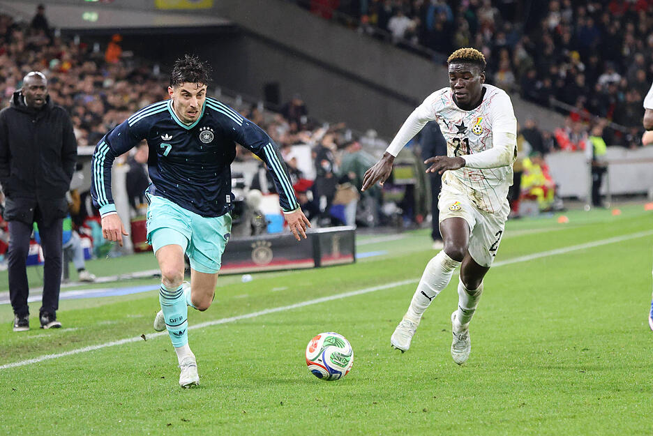 Kai Havertz: Aktiv auf der rechten Seite. Verwandelt vor der Pause den Elfmeter eiskalt. Sonst aber wenig gute Aktionen. Auswechslung zur Halbzeit. Note: 3,5 Kai Havertz: Aktiv auf der rechten Seite. Verwandelt vor der Pause den Elfmeter eiskalt. Sonst aber wenig gute Aktionen. Auswechslung zur Halbzeit. Note: 3,5