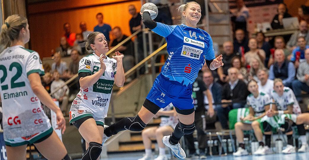 Acht Tore, eine Vorlage und eine fast 90-prozentige Trefferquote: „Sie hat vorne wirklich ein Riesen-Spiel gemacht“, sagte Trainer Thomas Zeitz über Kamila Kordovská. Die Tschechin machte im Zweitrunden-Duell mit Frisch Auf Göppingen sehr viel richtig.