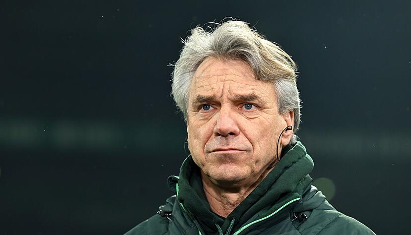 Hat derzeit wenig zu lachen: Werder-Cheftrainer Horst Steffen.