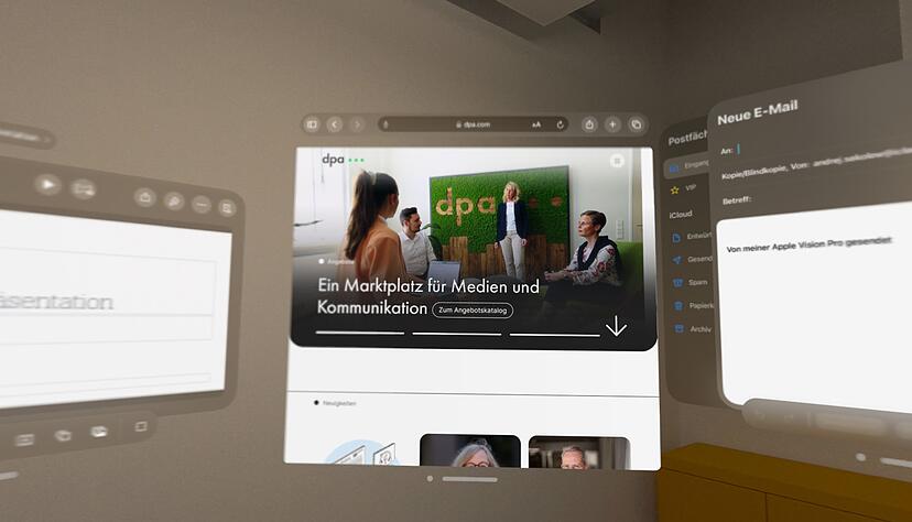 So sieht es aus, wenn man mehrere virtuelle Fenster mit verschiedenen Programmen nebeneinander anordnet. Sie k&ouml;nnen beliebig verschoben und vergr&ouml;&szlig;ert oder verkleinert werden.