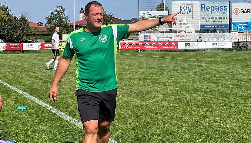 Trainer Markus Lang gibt beim VfR Heilbronn eindeutig die Richtung vor. Auch gegen den SSV Ehingen-Süd.