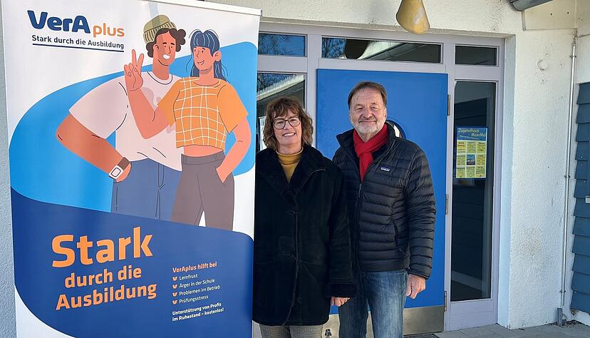 Klaus Harder und Ute Wagner sind sogenannte Experten beim Förderprogramm Vera Plus. Sie unterstützen Auszubildende mit dem Ziel, Ausbildungsabbrüche zu vermeiden.