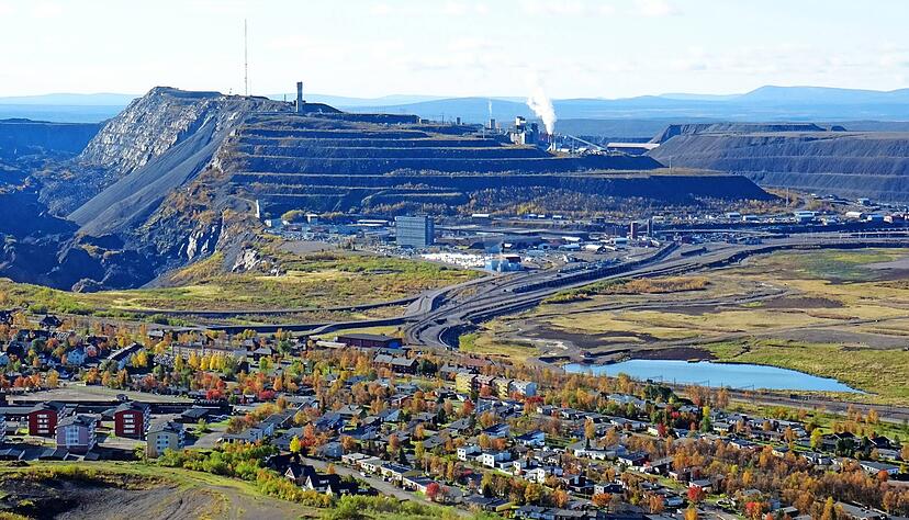 In Kiruna liegt die größte Eisenerzmine der Welt. Nun wurden dort Seltene Erden entdeckt, die für den Energiewandel unerlässlich sind.
Foto: Hartmut Müller