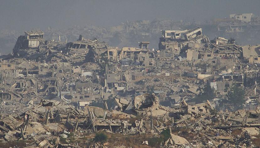 Aus dem Gazastreifen sind wieder viele Tote nach Angriffen gemeldet worden.