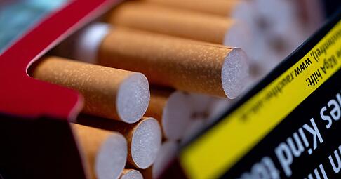 Die Tabaksteuer war in den vergangenen Jahren regelm&auml;&szlig;ig gestiegen - nun diskutiert die Politik, wie es weitergehen soll. (Symbolbild)