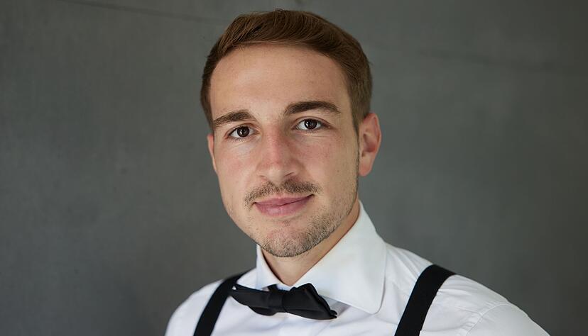 Leon Sandhowe hat zwei Videoformate - eines davon ist an das Prinzip von Caleb Simpson angelehnt.