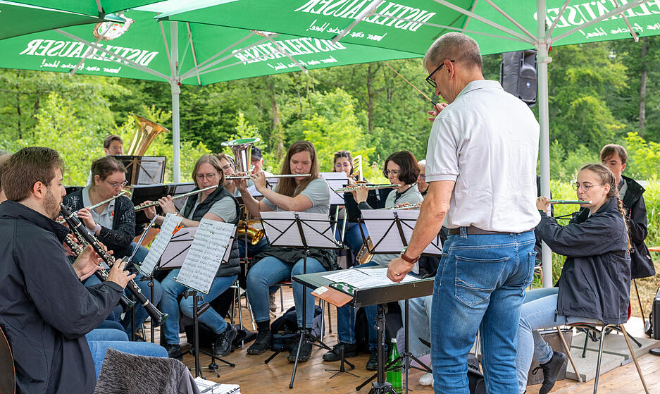Zahlreiche Besucher feierten auf den Festen im Raum Heilbronn den Vatertag und konnten einen freien Tag mit Familie oder Freunden verbringen. Zahlreiche Besucher feierten auf den Festen im Raum Heilbronn den Vatertag und konnten einen freien Tag mit Familie oder Freunden verbringen.
