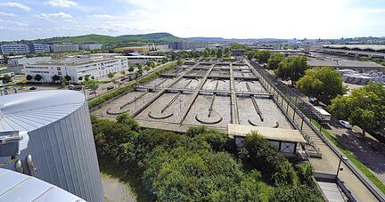 Die Heilbronner Kläranlage, die an der Austraße 201 am nördlichen Ende der Stadt liegt, wird bis ins Jahr 2031 Zug um Zug modernisiert.
Foto: Archiv/Mugler Die Heilbronner Kläranlage, die an der Austraße 201 am nördlichen Ende der Stadt liegt, wird bis ins Jahr 2031 Zug um Zug modernisiert.
Foto: Archiv/Mugler