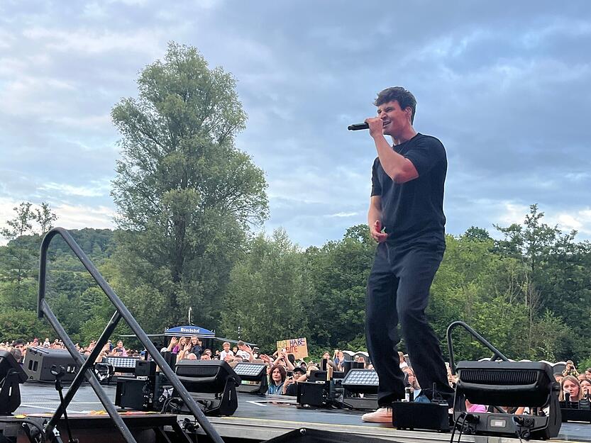 Wincent Weiss war beim Mosbacher Sommer auf Tour.