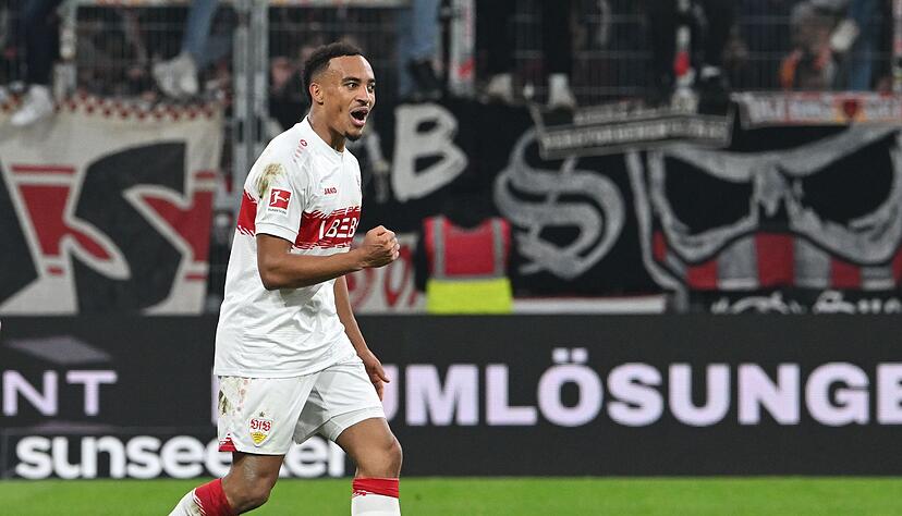 Jamie Leweling jubelt über sein erstes Saisontor in der Bundesliga. Jamie Leweling jubelt über sein erstes Saisontor in der Bundesliga.