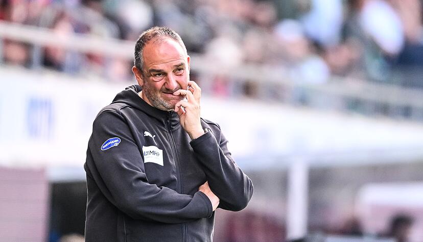 Trainer Frank Schmidt ahnte schon fr&uuml;h, welch knifflige Saison den FCH erwartet.
