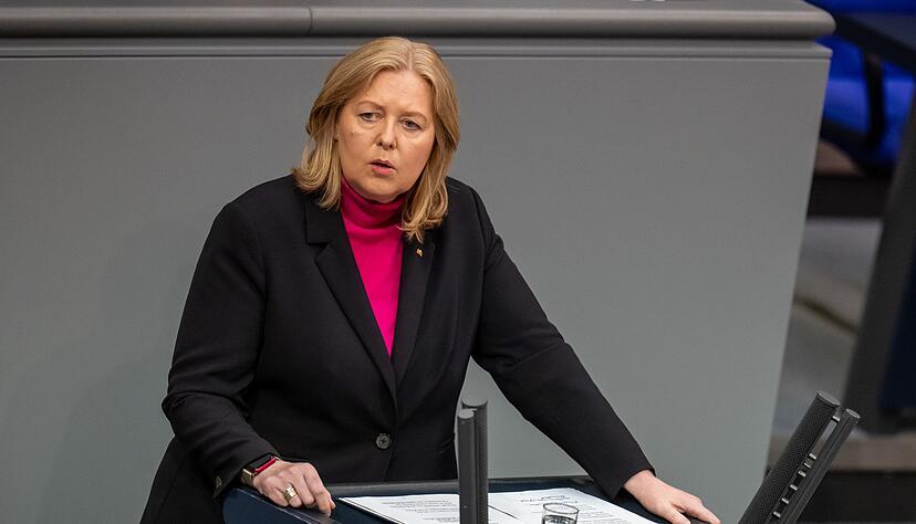 Bundesarbeitsministerin B&auml;rbel Bas (SPD) verteidigt das Rentenpaket.