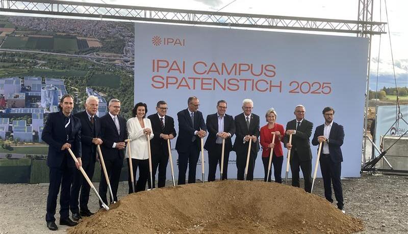 Mit dem Spatenstich ist der Startschuss für den KI-Campus in Heilbronn gefallen. Mit dem Spatenstich ist der Startschuss für den KI-Campus in Heilbronn gefallen.