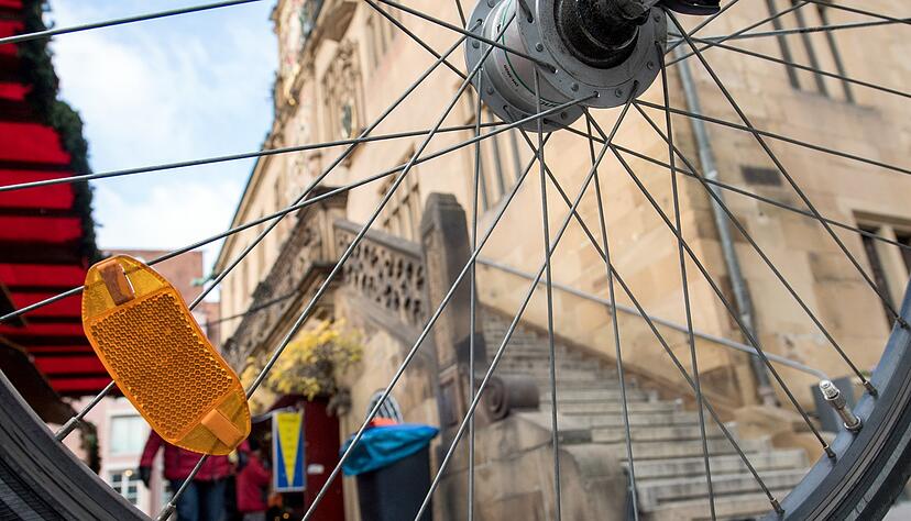 Das Fahrrad soll im Verkehrsmix der Stadt eine immer wichtigere Rolle spielen. Dazu möchte sich das Rathaus nun auch öffentlich bekennen.
Foto: Archiv/Berger