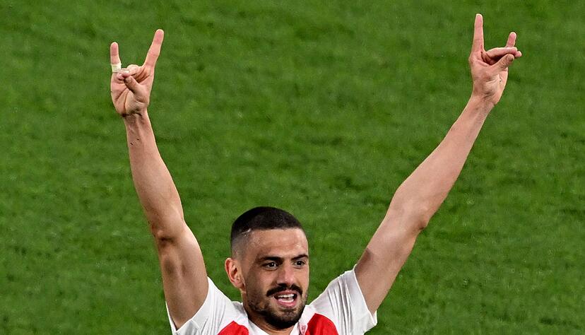 Merih Demiral hat die Wolfsgruß-Debatte ausgelöst. Merih Demiral hat die Wolfsgruß-Debatte ausgelöst.