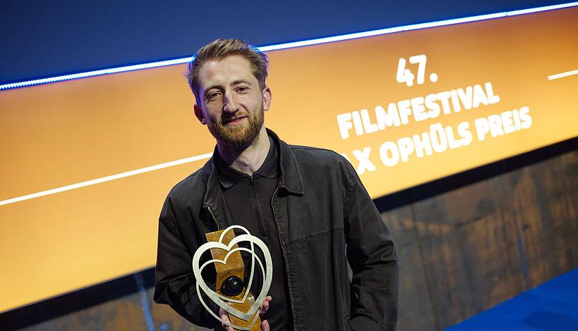 Ben Voit bekam den Max Ophüls Preis für seinen Spielfilm «Gropiusstadt Supernova». Ben Voit bekam den Max Ophüls Preis für seinen Spielfilm «Gropiusstadt Supernova».