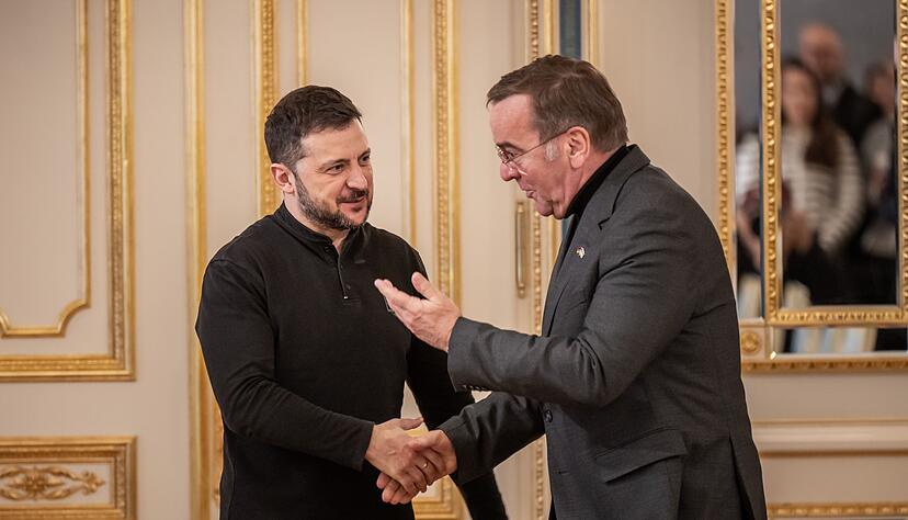 Der ukrainische Pr&auml;sident Wolodymyr Selenskyj (l) dankte Deutschland einmal mehr f&uuml;r die geleistete Milit&auml;rhilfe.