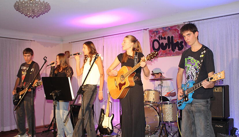 Newcomer aus Pfedelbach: Die Band Outlines.
Foto: Stefanie Jani Newcomer aus Pfedelbach: Die Band Outlines.
Foto: Stefanie Jani