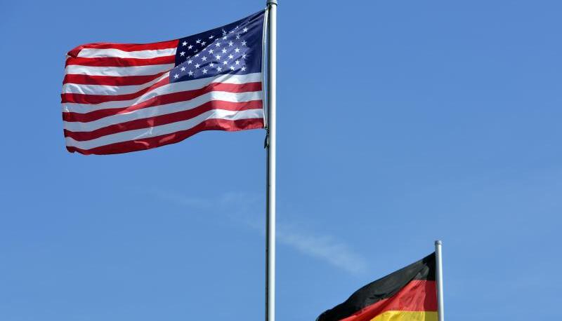 Eine Woche vor den US-Präsidentschaftswahlen beschäftigt sich unser Wochenthema mit unseren Beziehungen zu den USA. Foto: dpa Eine Woche vor den US-Präsidentschaftswahlen beschäftigt sich unser Wochenthema mit unseren Beziehungen zu den USA. Foto: dpa