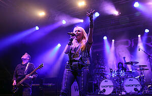 Doro rockt bis weit nach Mitternacht den Freitag beim Blacksheep Festival. Foto: Andreas Veigel