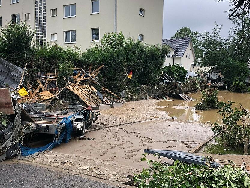 DRK-Helfer aus der Region im Einsatz