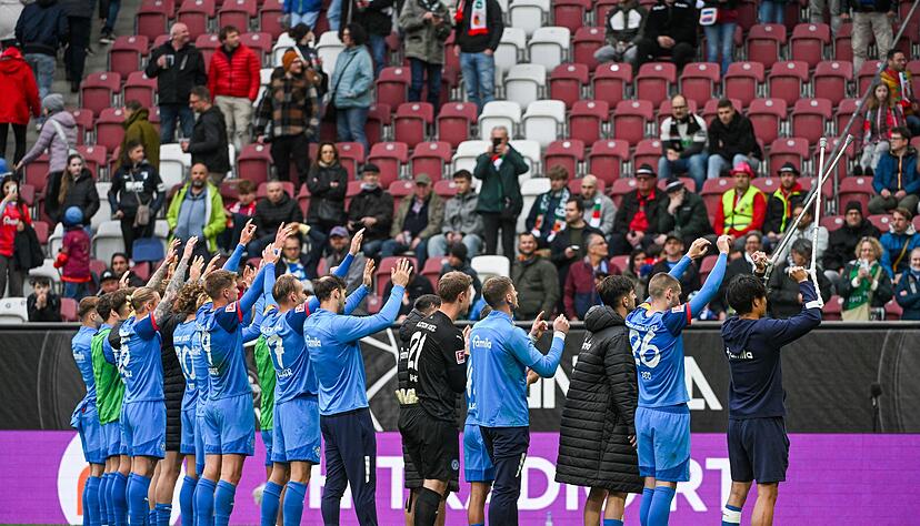 Auch Holstein Kiel will zurück in die Bundesliga.