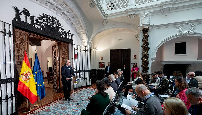 Opfer können schon ab dem 15. April ihre Anträge stellen. Opfer können schon ab dem 15. April ihre Anträge stellen.