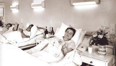 Ein Dreibettzimmer im Möckmühler Krankenhaus in den 60er Jahren: Damals galt die Aufteilung als besonders "wohnlich".Foto: Archiv/SLK-Kliniken Ein Dreibettzimmer im Möckmühler Krankenhaus in den 60er Jahren: Damals galt die Aufteilung als besonders "wohnlich".Foto: Archiv/SLK-Kliniken