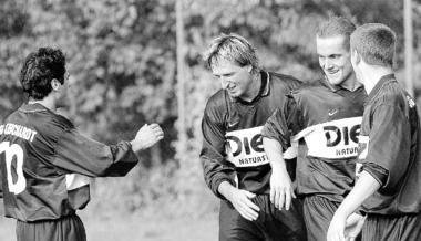 So wollen die Kirchardter Abilio Oliveira, Volker Schmid, Dimitri Gerlach und Ricki Powalla (von links) am Wochenende auch nach dem Spiel gegen den TSV Helmstadt jubeln. (Foto: Klaus Krüger) So wollen die Kirchardter Abilio Oliveira, Volker Schmid, Dimitri Gerlach und Ricki Powalla (von links) am Wochenende auch nach dem Spiel gegen den TSV Helmstadt jubeln. (Foto: Klaus Krüger)