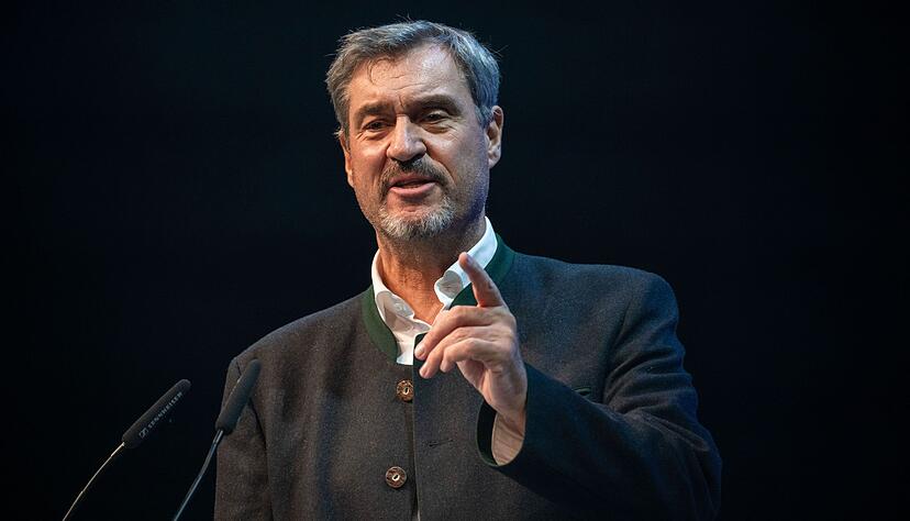 An der Wehrpflicht f&uuml;hrt kein Weg vorbei, meint nicht nur der CSU-Chef.