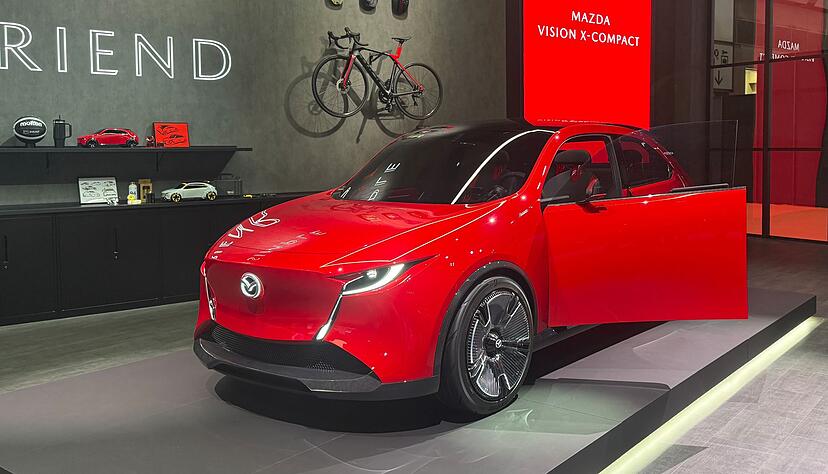 Fünftürer mit niedlicher Optik: der Mazda Vision X-Compact. Fünftürer mit niedlicher Optik: der Mazda Vision X-Compact.