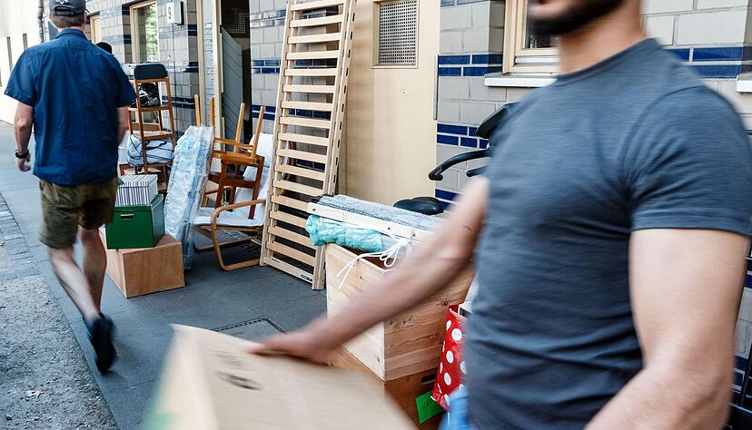 Schaffe ich das allein? Bei der Umzugsplanung ist eines wichtig: sich und sein Umfeld nicht zu &uuml;bersch&auml;tzen.